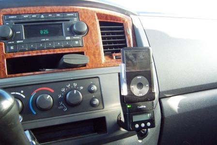 Dash mounted iPOD and FM Transmitter